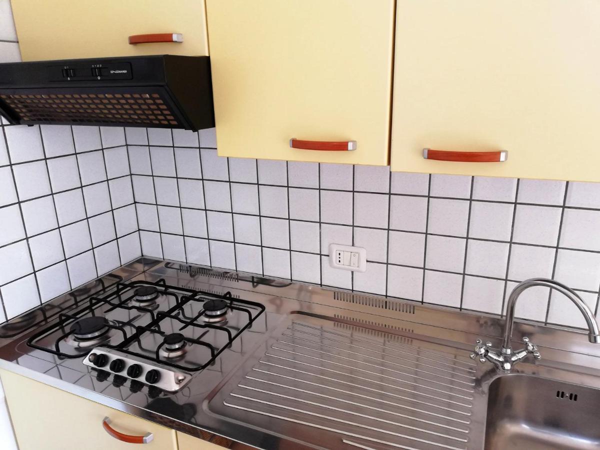 La Ginestra Acomodação com café da manhã Sirolo Exterior foto